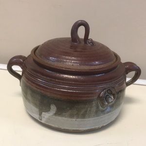 Stoneware Pottery Signed & Stamped Lidded Soup Tureen/Bean Pot